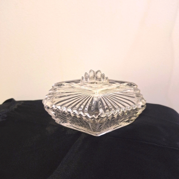 Vintage Diamond Shaped Art Deco Glass Trinket Box - Picture 5 of 5